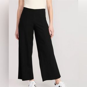 Old Navy High Waisted Wide Leg Pixie Pull On Pants